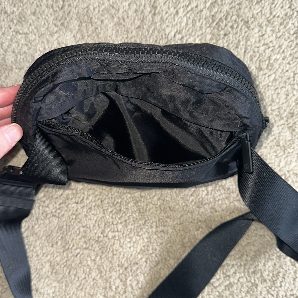 Belt + Waist Bag - Picture 4 of 5